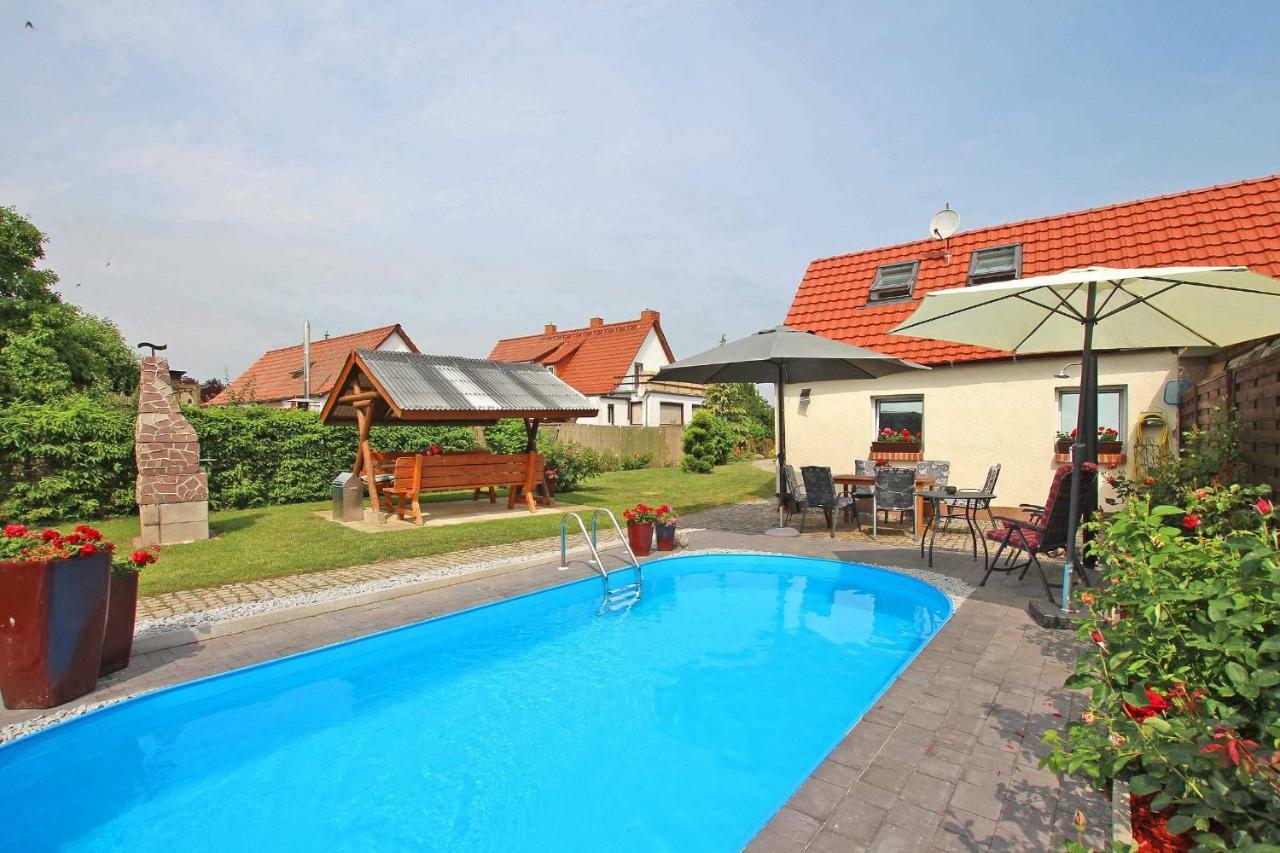 Ferienhauser Mit Pool Kummerow Schw 1010 ภายนอก รูปภาพ