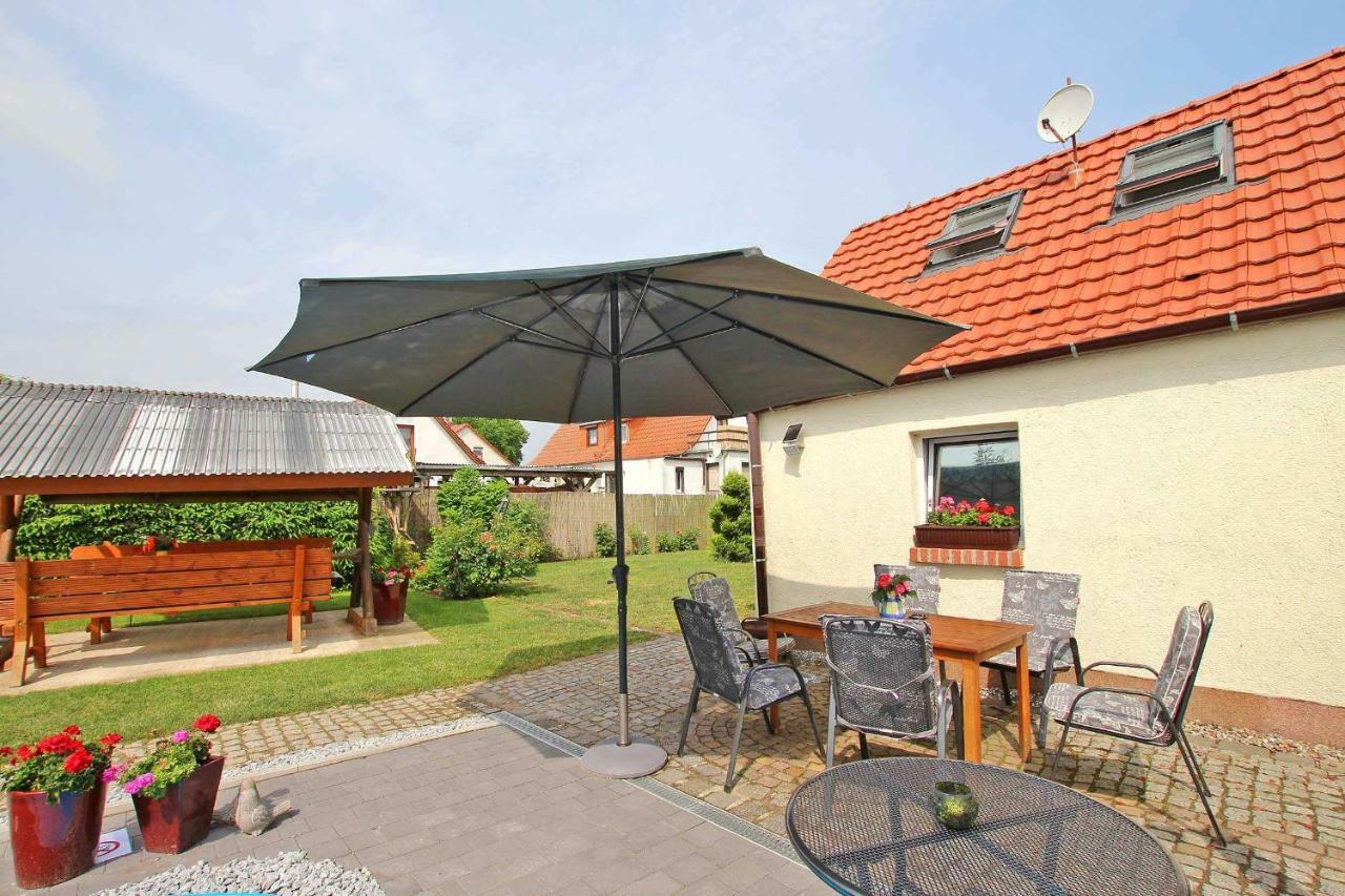 Ferienhauser Mit Pool Kummerow Schw 1010 ภายนอก รูปภาพ